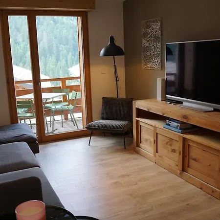 3 Bedroom, Ski-in Ski-out Bois Colombes Διαμέρισμα