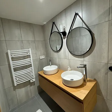 3 Bedroom, Ski-in Ski-out Bois Colombes